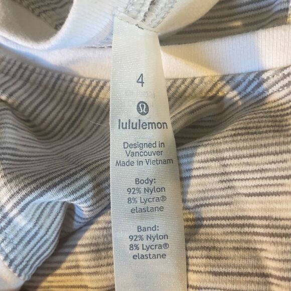 Lululemon tank top 4 (4918) - Picture 7 of 8